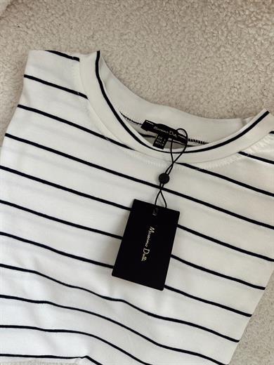 M-D Ekru-Lacivert Çizgili Basic Tişört