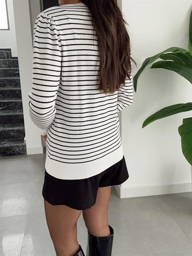 M-D Ekru-Siyah Çizgili Triko Bluz