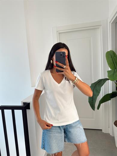 M-D Ekru V Yaka Basic Tshirt