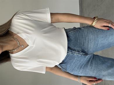 M-D Ekru V Yaka Tişört