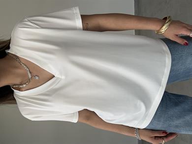 M-D Ekru V Yaka Tişört