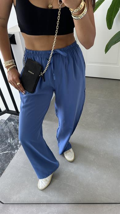 M-D Mavi Tensel İnce Kemerli Pantolon