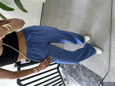 M-D Mavi Tensel İnce Kemerli Pantolon