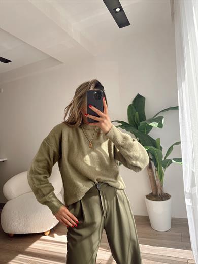 M-D Olive Yumoş Kazak