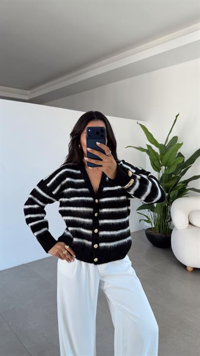 M-D Siyah-Beyaz Çizgili Triko Hırka