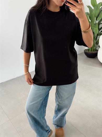 M-D Siyah Bisiklet Yaka Oversize Tshirt