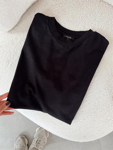 M-D Siyah Bisiklet Yaka Oversize Tshirt