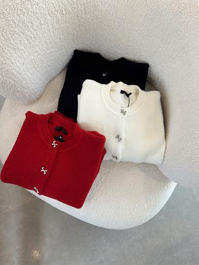 M-D Siyah Fiyonk Düğme Detaylı Hırka