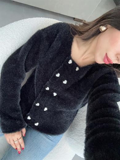 M-D Siyah Kalp Düğme Yumoş Hırka