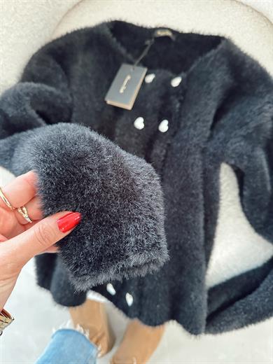 M-D Siyah Kalp Düğme Yumoş Hırka