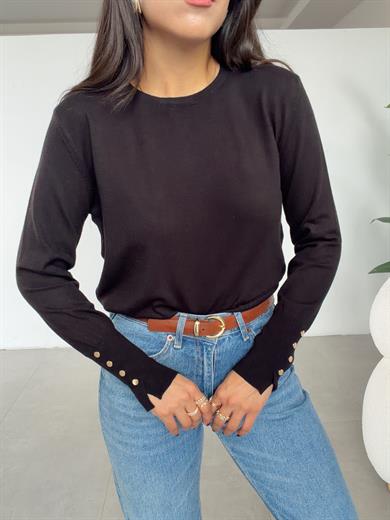 M-D Siyah Kolları Çıtçıt Detaylı Triko