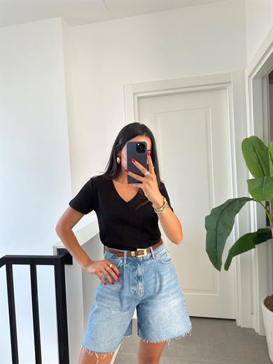 M-D Siyah V Yaka Basic Tshirt