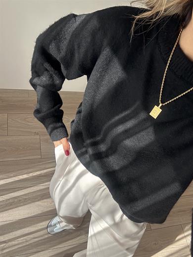 M-D Siyah Yumoş Kazak