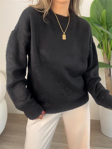 M-D Siyah Yumoş Kazak