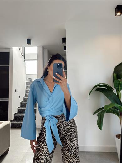 Mavi Bağlamalı Crop Gömlek