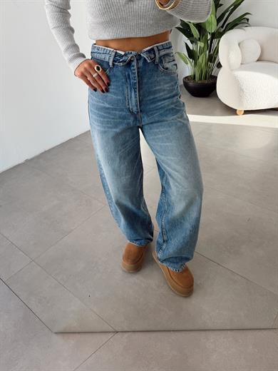 Mavi Bel Detaylı Wideleg Jean