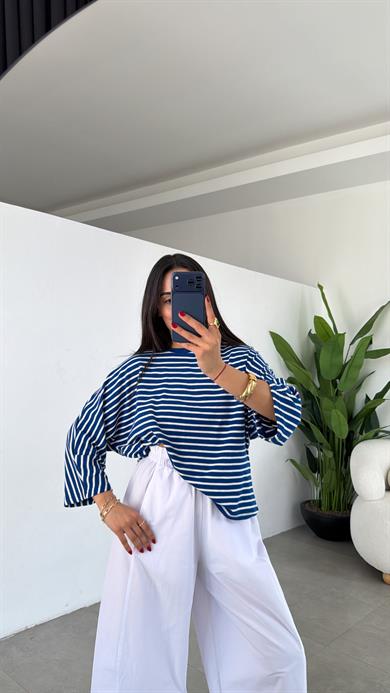 Mavi-Beyaz Çizgili Yarasa Kol Bluz