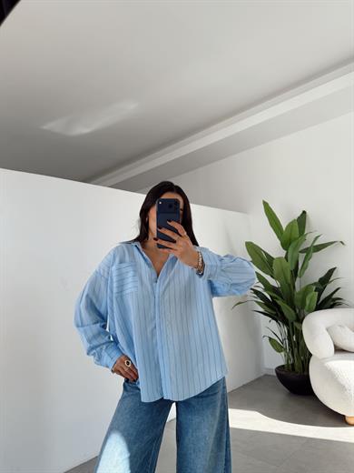 Mavi Çizgili Tek Cepli Gömlek