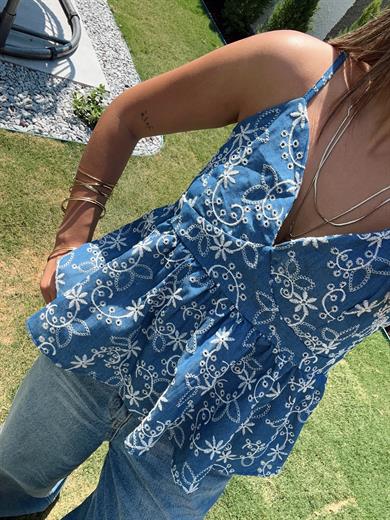 Mavi Desenli Askılı Bluz