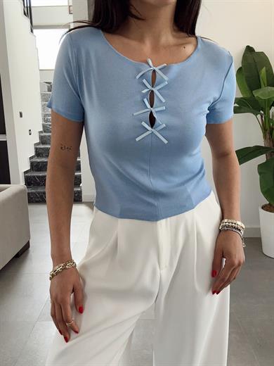 Mavi Fiyonk Detaylı Bluz