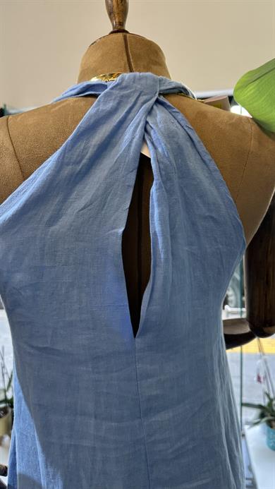 Mavi Keten V Yaka Uzun Elbise