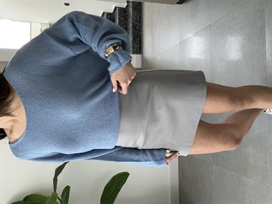 Mavi Oval Yaka Yumusak Dokulu Triko Kazak