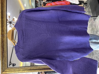 Mor V Yaka Salaş Triko Kazak