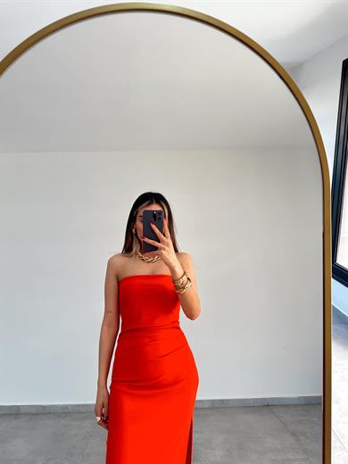 Nar Çiçeği Straplez Midi Boy Elbise
