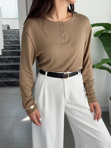 Olive Önden Düğmeli Likralı Bluz