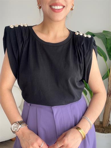 Omuzları Düğme Detaylı Siyah Tişört