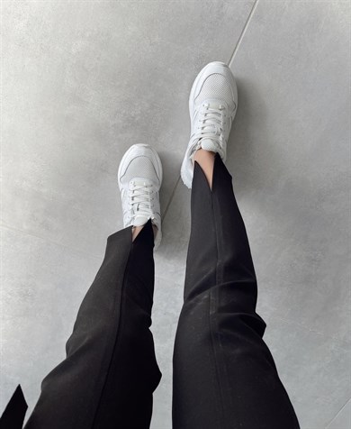 Önden Yırtmaçlı Esnek Kumaş Pantolon