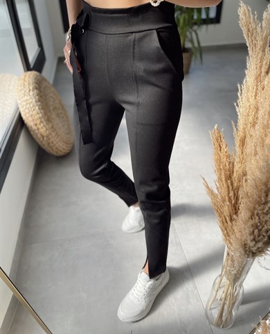 Önden Yırtmaçlı Esnek Kumaş Pantolon