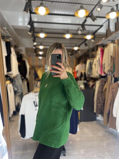 Oversize Yeşil Kazak