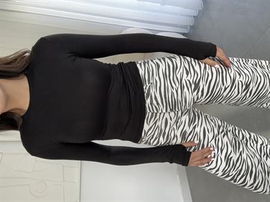 Oys Siyah Parmak Geçirmeli Bluz