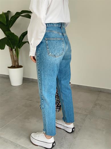 Paça Detaylı Mom Jean