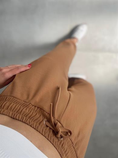 Paça Pileli Camel Pantolon