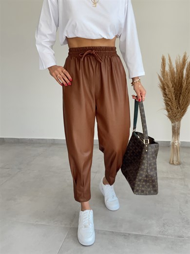 Paça Pileli Taba Deri Pantolon