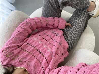 Pembe Ajurlu Triko Bluz