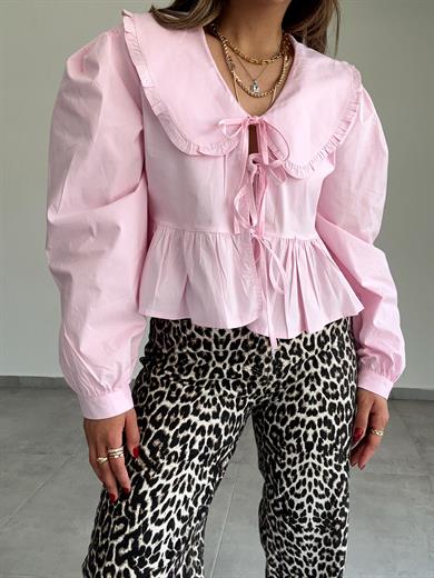 Pembe Bebe Yaka Bağlamalı Gömlek