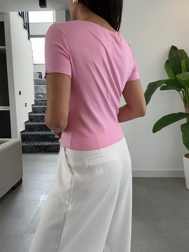 Pembe Fiyonk Detaylı Bluz