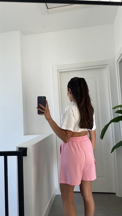 Pembe Kısa Şort