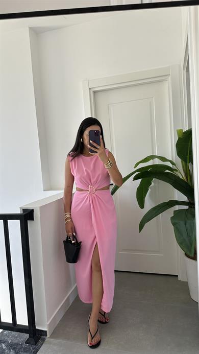 Pembe Tokalı Elbise