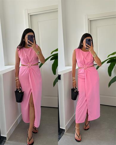 Pembe Tokalı Elbise