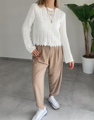 Ponpon Detaylı Delikli Triko Kazak