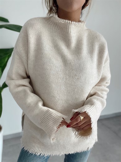 Saçaklı Taş Triko Kazak