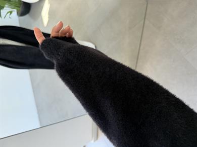 Sakallı Siyah Uzun Triko Hırka