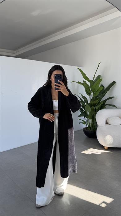 Sakallı Siyah Uzun Triko Hırka