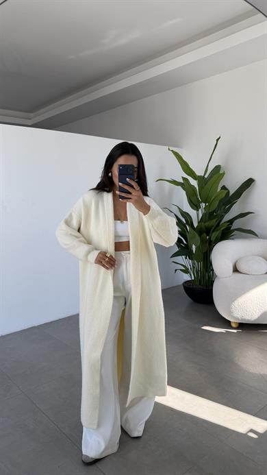 Sakallı Vanilya Uzun Triko Hırka