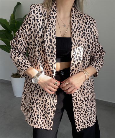 Şal Yaka Leopar Ceket