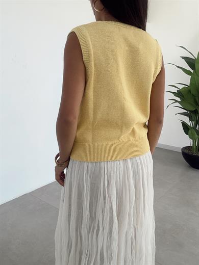 Sarı Düğmeli Cepli Hırka